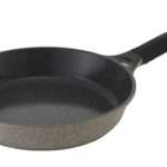 מחבת יציקה 26ס"מ מסדרת STONE  מבית Lock&Lock עם תחתית אינדוקציה בציפוי אבן שיש פנימי/חיצוני LCA6263D