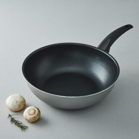 ווק 28 ס"מ CURVE מבית LOCK&LOCK דגם CAW2833