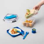 קופסת TO-GO Lock&Lock מחולקת עם מיכל רטבים וסכו"ם 1.2 ל' 7.6x16.6x16.6 ס"מ דגם HPL979L