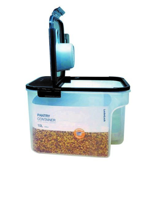 מיכל אחסון פלסטיק למזווה 10 ליטר עם ידית וכף מזיגה