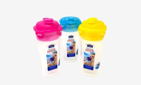 בקבוק להכנת שייקים עם מיקסר 690 מ"ל - Lock&Lock